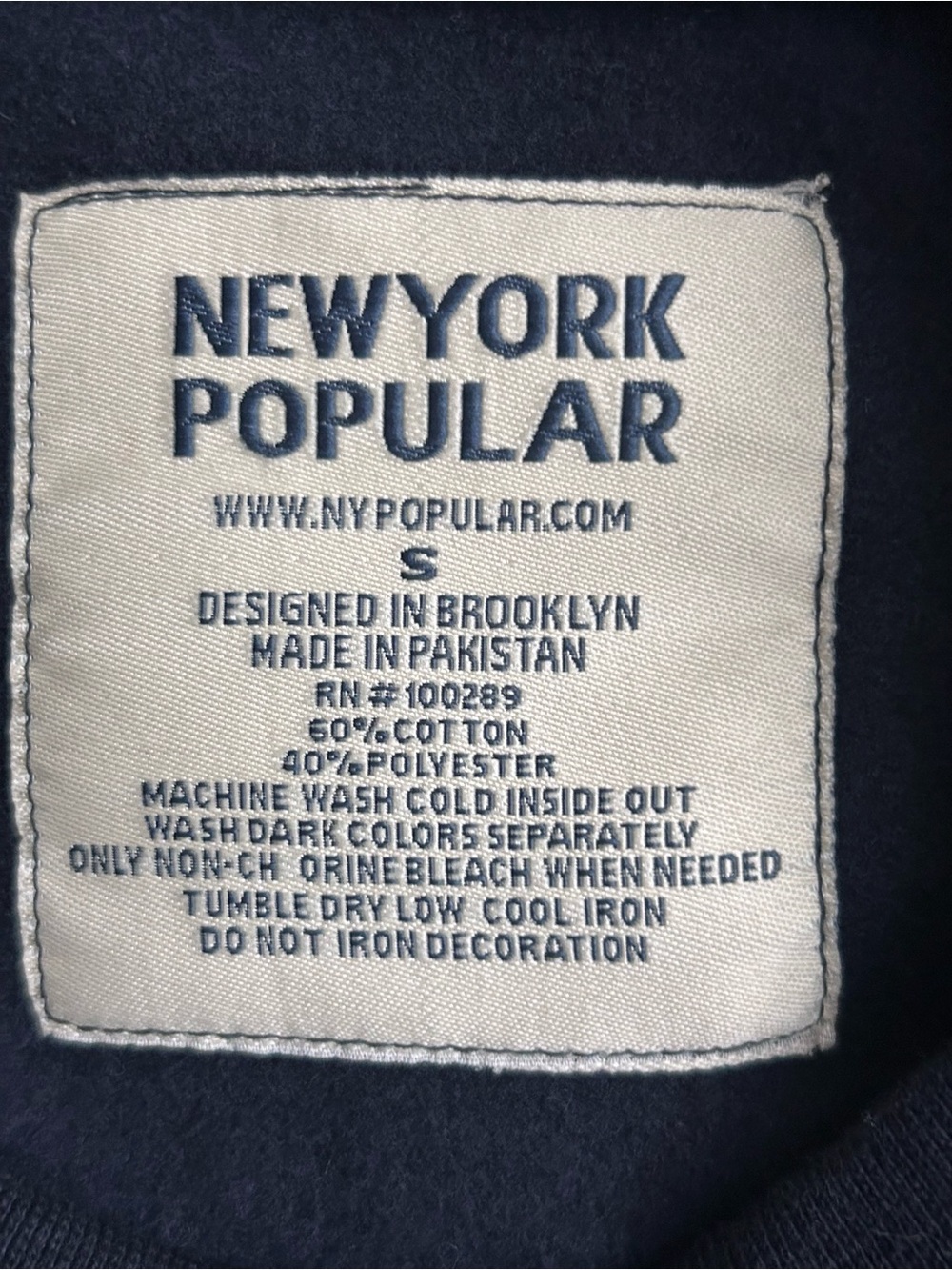 New York Popular “New York” Crewneck Sweatshirt - Picture 3 of 7